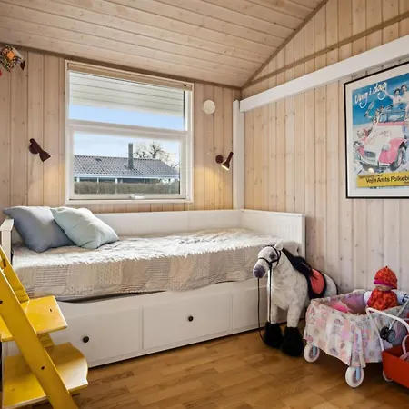 Holiday Aron - 225m From The Sea In Se Jutland By Interhome Hébergement de vacances Børkop