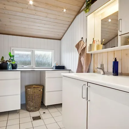 Holiday Aron - 225m From The Sea In Se Jutland By Interhome * Børkop